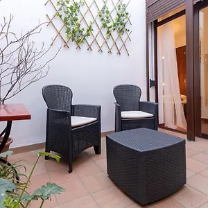 Apartment Madrono Regina, Seville